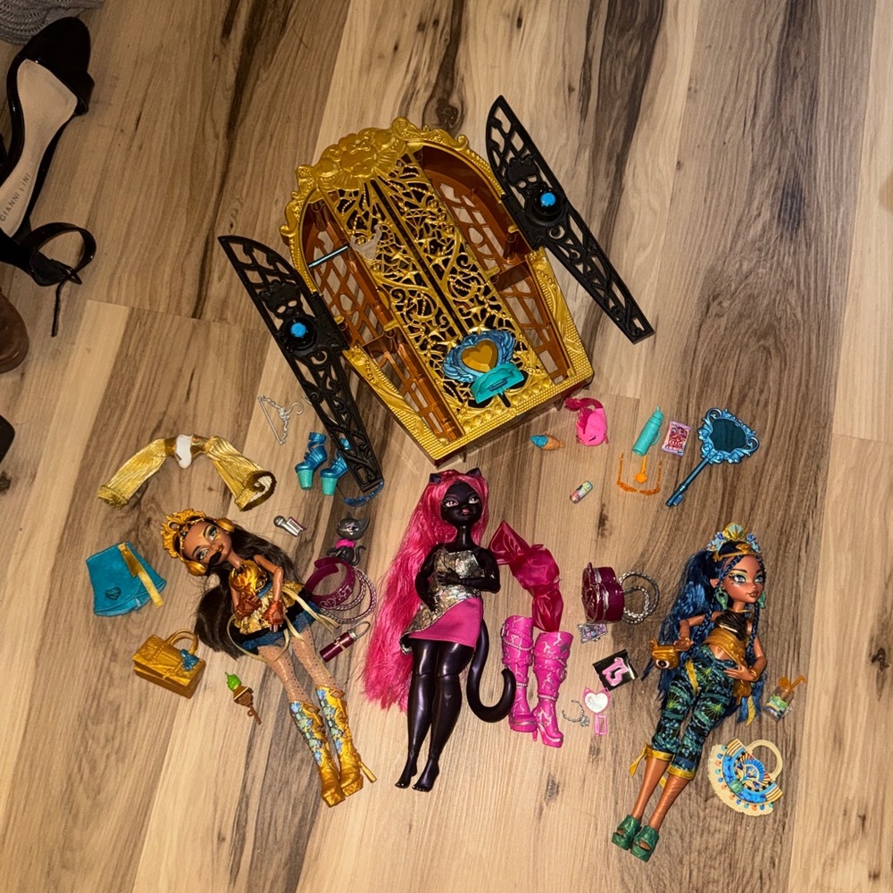 Monster High Doll lot